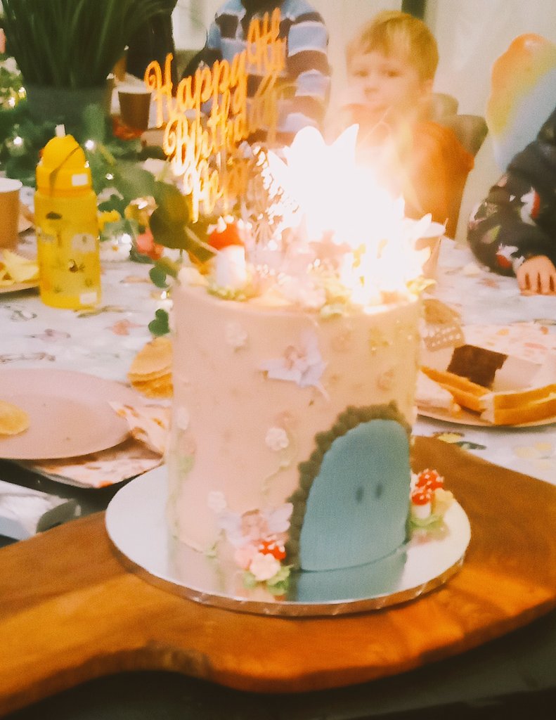 Starburst_Event's tweet photo. Fairy Adventures this afternoon for Poppy's Fairy  Birthday Banquet 🧚‍♂️ https://t.co/GpDGPbqysa