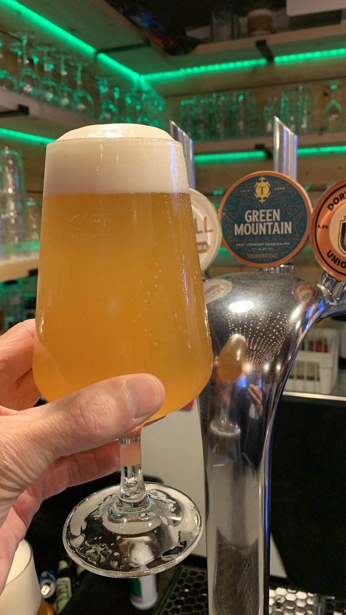 KirkStan's tweet image. It’s (almost) a @thornbridge brewery taproom takeover today @QuirkyAles #Garforth 🏴󠁧󠁢󠁥󠁮󠁧󠁿🍻😜👍 Cheers