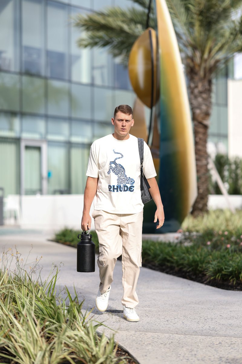 Jaguars's tweet photo. Return of the Mac 

@MacJones_10 | #MINvsJAX https://t.co/sl4xXZdrvT