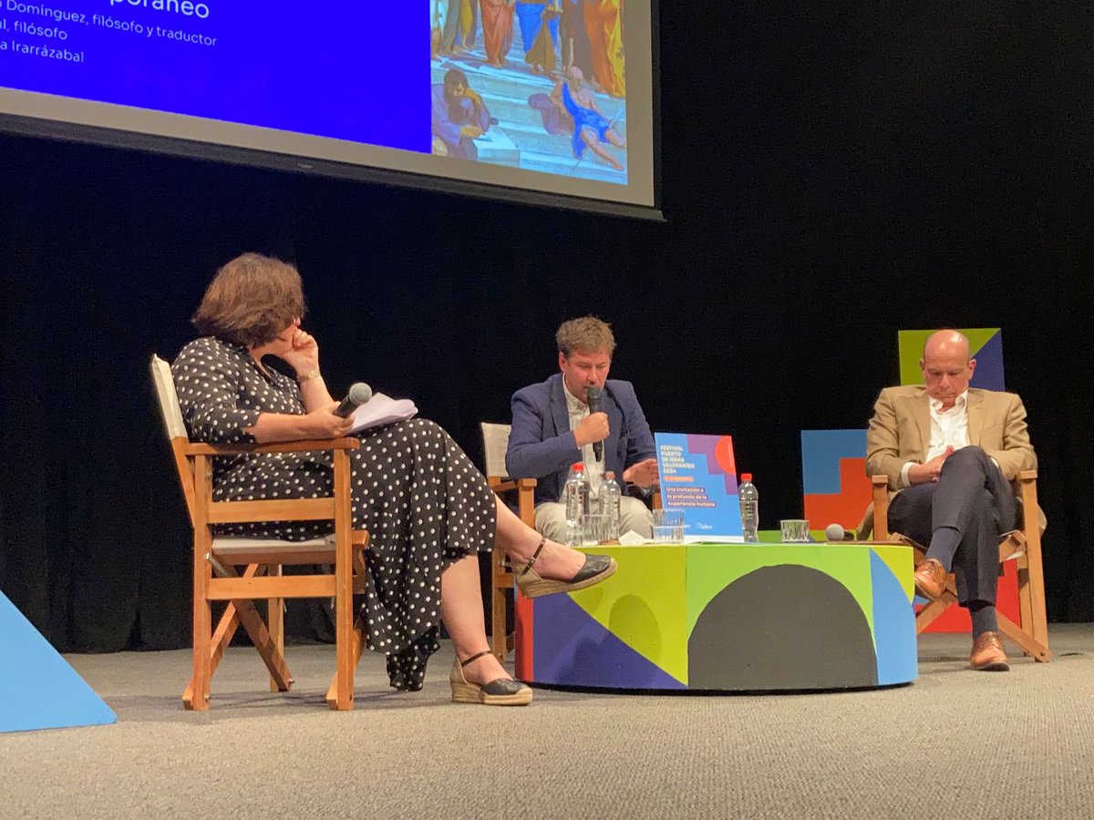 puertodeideas's tweet photo. 💡 "Los estóicos y el arte del buen vivir", una conversación sobre filosofía junto a los filósofos José Patricio Domínguez y Gerardo Vidal, en entrevista con la periodista Elena Irarrázabal 🔍 https://t.co/xHI76eCg0g