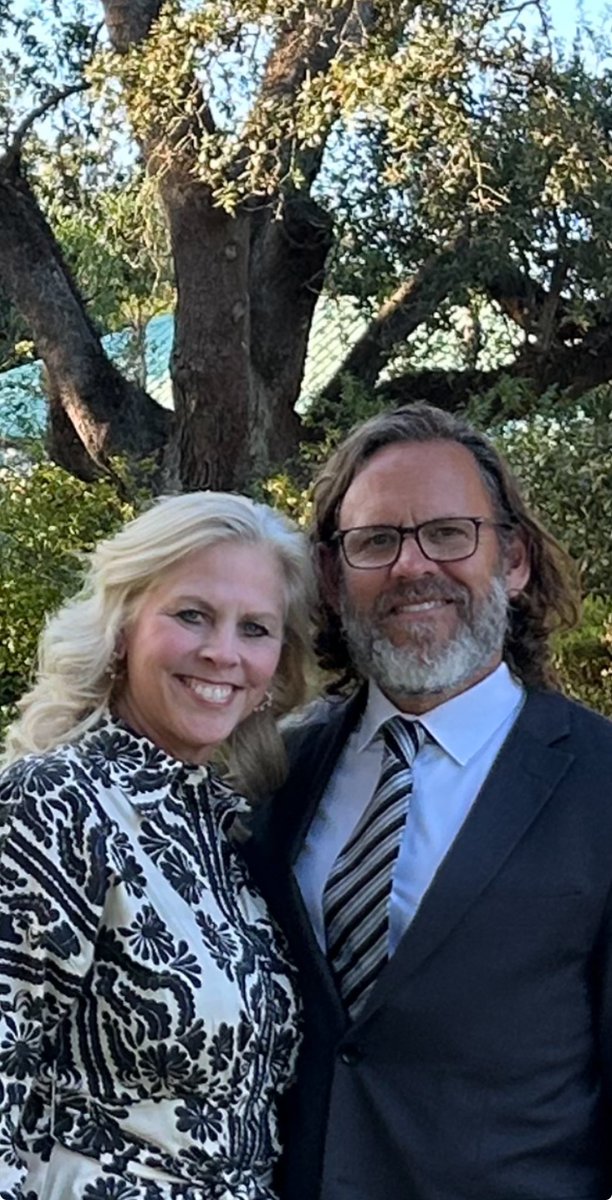 moniquemcrochet's tweet image. Cheers to 6 years, y’all! 
 #MPO + #MoCro = ❤️