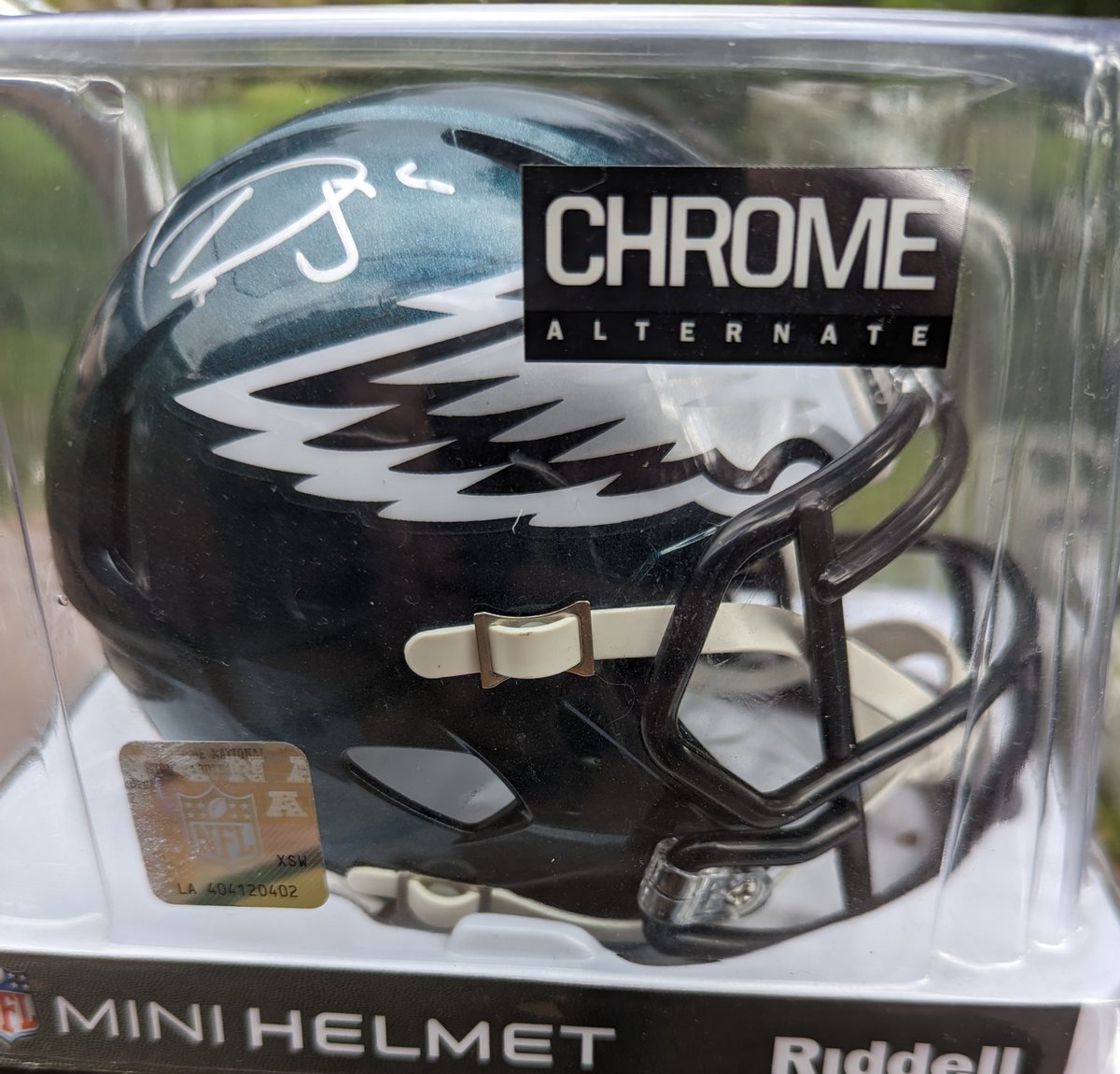 Savemyweek's tweet image. GIVEAWAY ALERT! 

We’re giving away a autographed D'andre Swift mini helmet to one lucky winner! Whether you’re a superfan or just love awesome gear, you don't want to miss out on this.
How to Enter:
 1. Follow our page @Savemyweek
 2. Tag 3 friends in the comments who need to…
