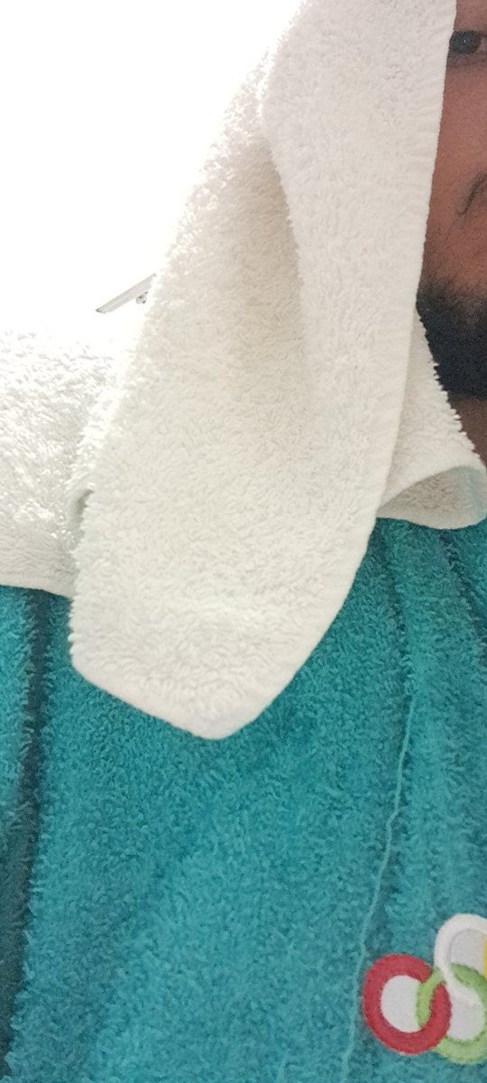 Doccia calda appena fatta 🤙 #domenica #shower