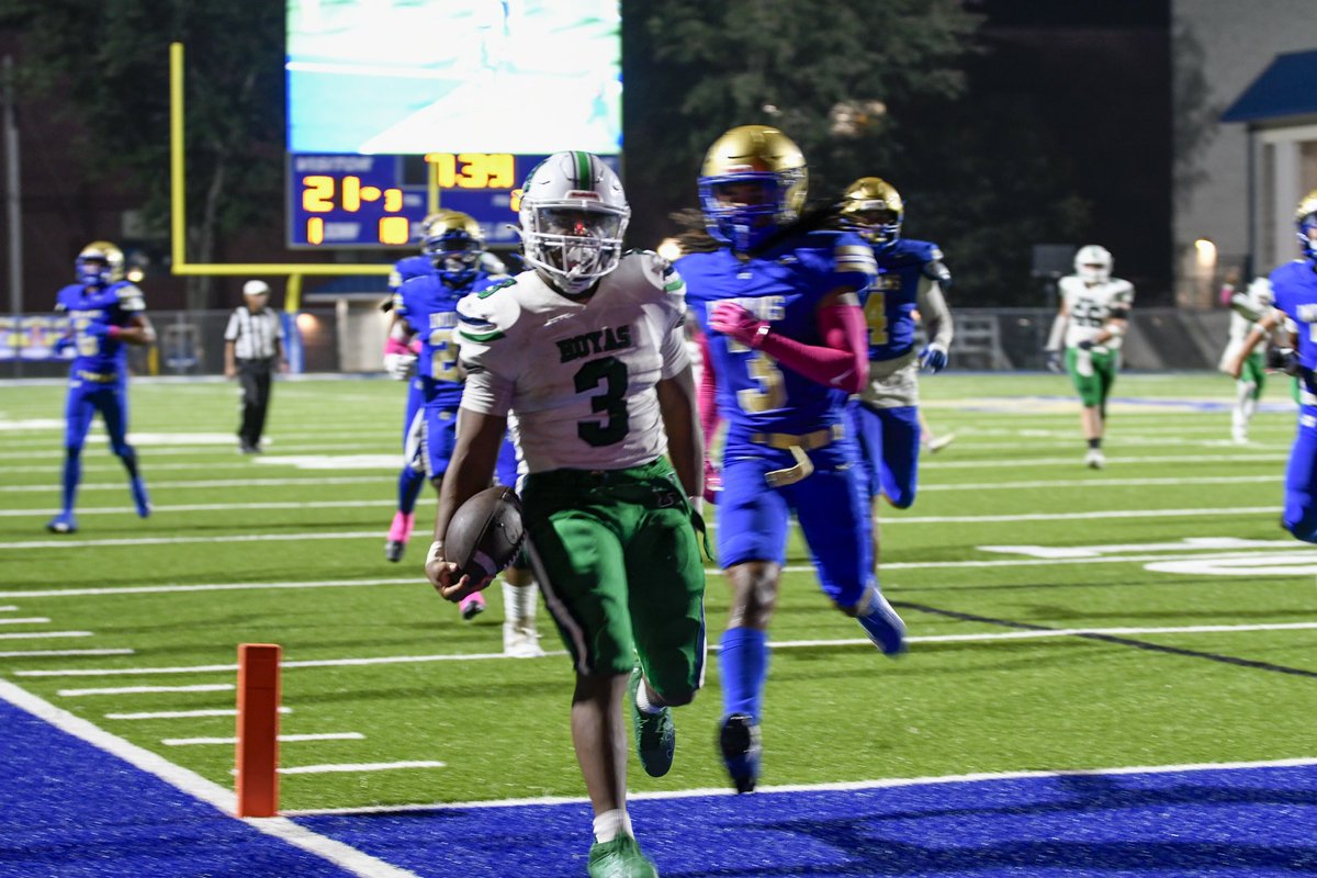 Junior regular season highlights! 

hudl.com/v/2QgA2d

5’11 205 RB

<a href="/hoyafbrecruit/">HoyaFBrecruiting</a> <a href="/hhshoyafootball/">Hoya Football</a> <a href="/RecruitGeorgia/">Recruit Georgia</a> <a href="/NEGARecruits/">Northeast Georgia Recruits</a> <a href="/najehwilk/">Najeh Wilkins</a> <a href="/CoachArlo/">Coach Arlo Henderson</a> <a href="/_CoachWyatt/">Coach Wyatt Anderson</a> <a href="/CoachJCrawford/">Josh Crawford</a> <a href="/CoachAD__12/">Coach A.D</a>