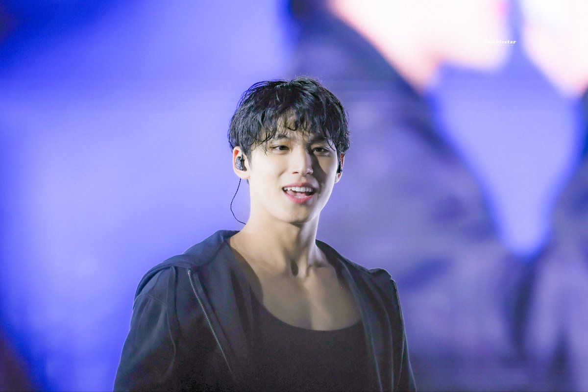 𝘿𝙤𝙪𝙗𝙡𝙚𝙨𝙩𝙖𝙧 더블스타 tweet media