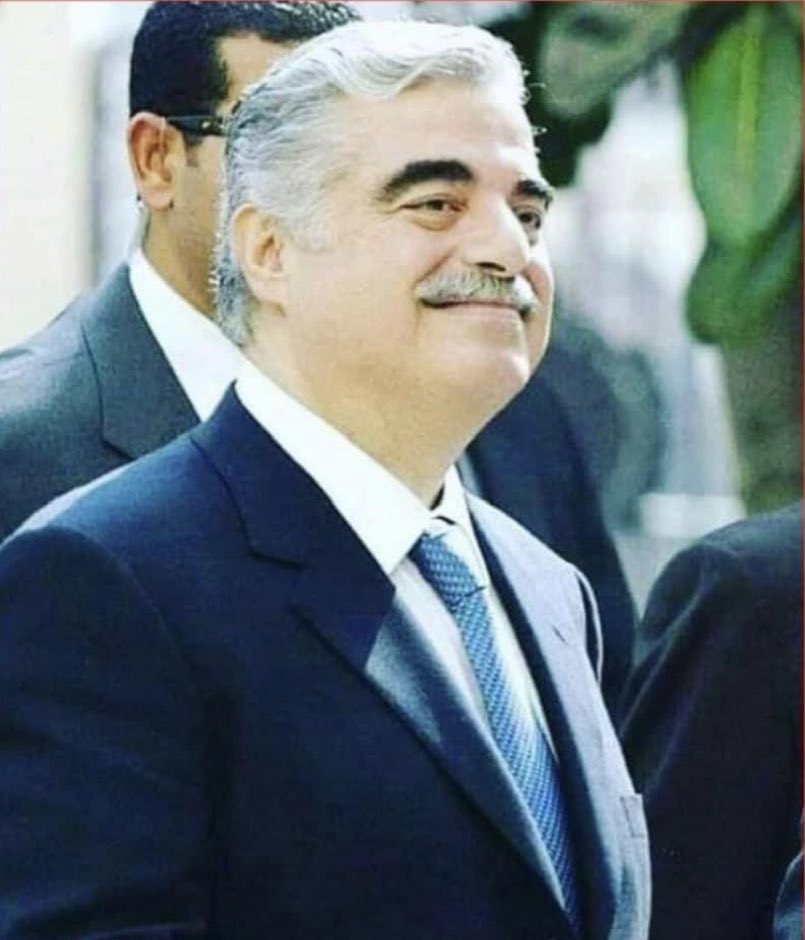 بس هيك ..
<a href="/saadhariri/">Saad Hariri</a> 
<a href="/AhmadElHariri/">Ahmad El Hariri</a>