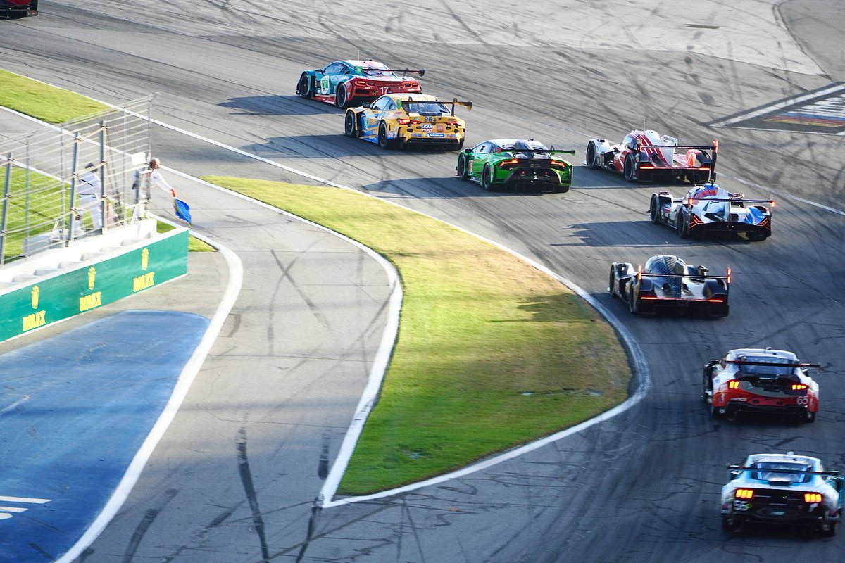 WillFantry's tweet photo. @IMSA I’ll be back next year for more, hopefully multiple races! https://t.co/cQd2skKNvJ