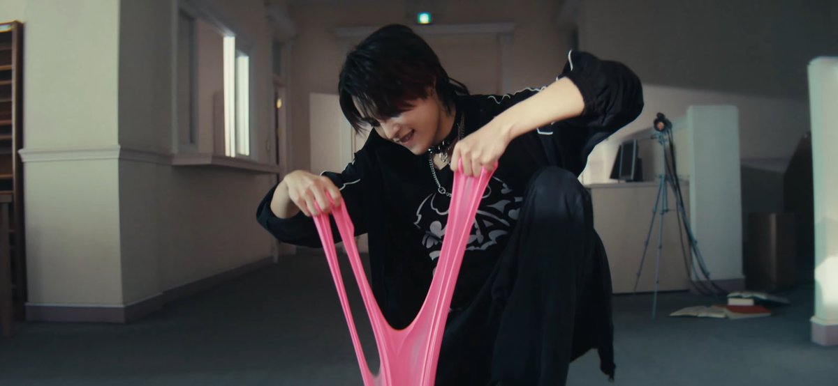 mixzlr's tweet photo. They took their branding V seriously tho
WAYV FREQUENCY MOOD SAMPLER
#WayV_FREQUENCY_Sampler https://t.co/u8kZfjDM08