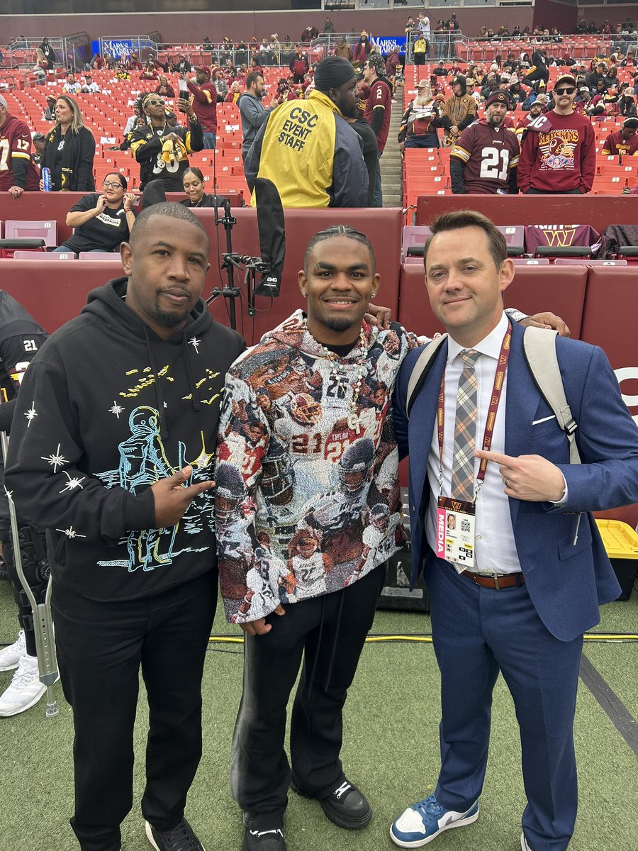 JPFinlayNBCS's tweet image. Sean Taylor’s brother Gabe is at the Commanders game