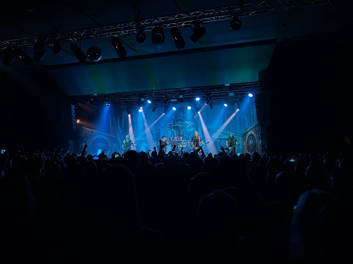 No generation cemetery silverbacks: #accept #humanoid tour w/ #philcampbellandthebastardsons at #simmcity

>> stateofguitars.net/accept-humanoi…

<a href="/accepttheband/">Accept</a> <a href="/PCATBS/">Phil Campbell & TBS</a> #heavymetal #ballstothewall #restlessandwild #oldlionsstillroar #straightup #kingsoftheasylum #motörhead #stateofguitars