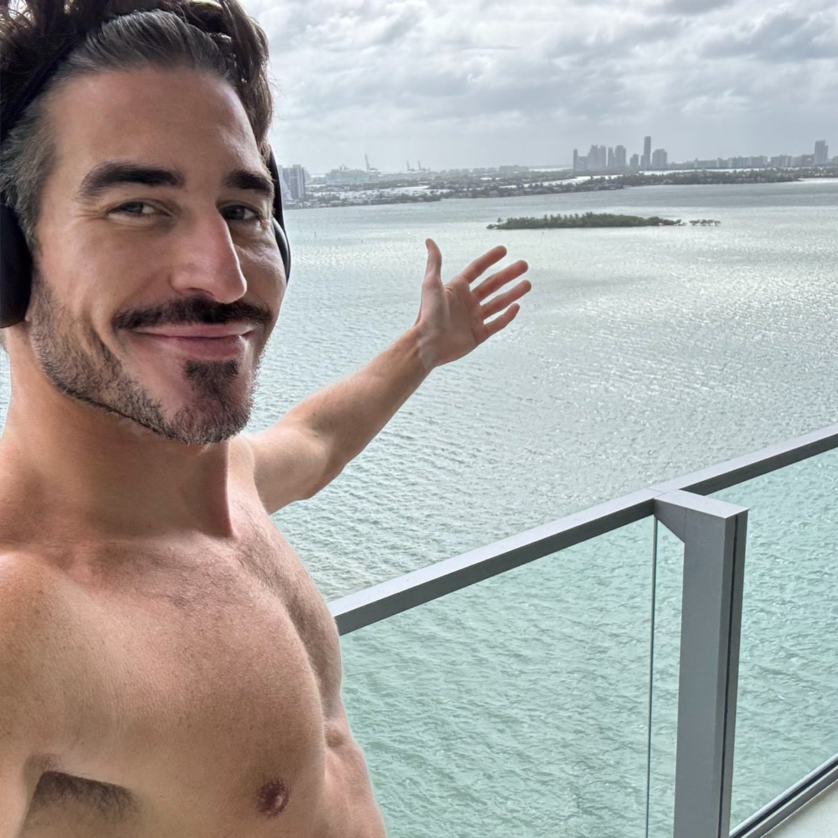 My first week as an openly conservative gay man has been fascinating. I’ve lost a lot of followers driven by emotions rather than facts, but I’ve gained a smart, grounded, and funny new audience. It’s the best social reshuffling I could’ve asked for. 10/10. Highly recommend.