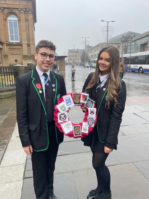 Honoured to have Olivia and Patrick lay a wreath on behalf of all Renfrewshire secondary schools for #RemembranceDay, paying tribute to those who served and sacrificed. Lest we forget. 🌺
