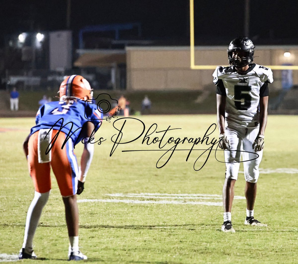 Cambell9_'s tweet photo. https://t.co/f4EBLRY4Cf
Junior  szn film 👺
• 0 catches allowed in man coverage
• 6 targets 
• 5 pbus 
• 1 int 
• 30+ tackles 
•  750 + All purpose yards 
• 5 + Tds 
• followed and locked down WR1(s) all year 

@MacCorleone74  @_CoachLucas  @LawrencHopkins @NewtonCoCougars  
@bshields0244 
#seatbelt