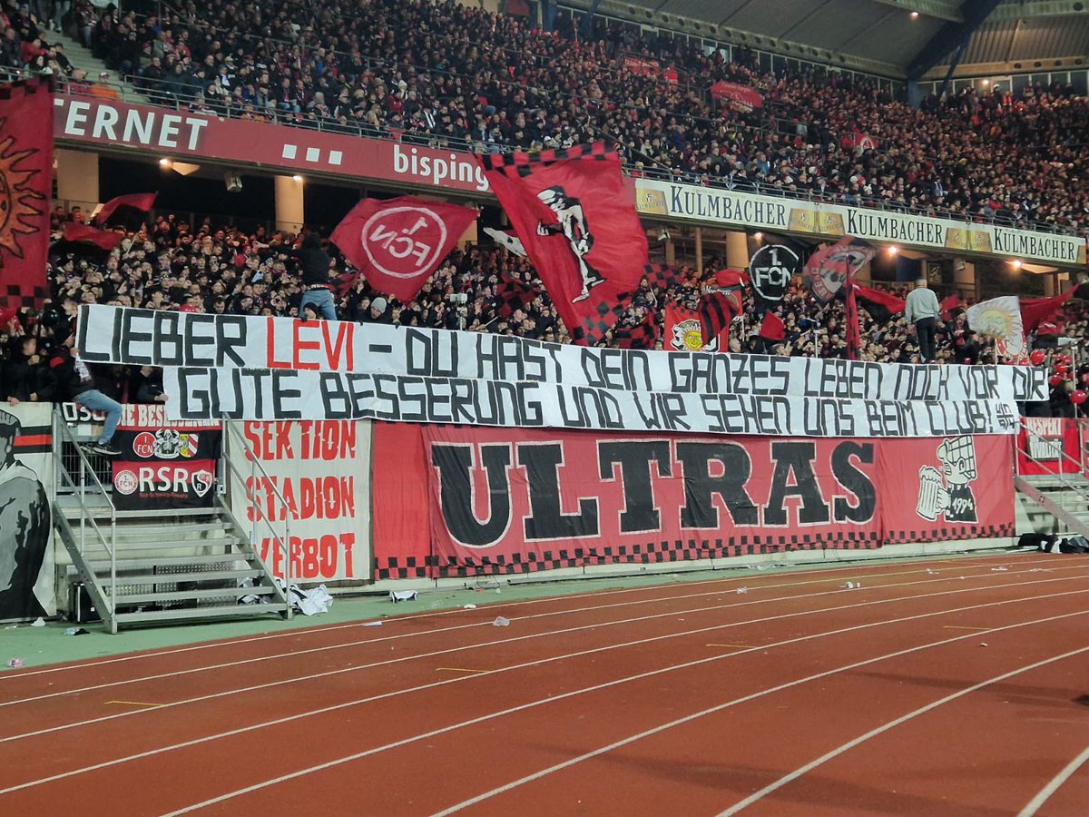 frankenhilft's tweet image. Der kleine Levi ist 2J alt und lebt in Eschenburg. Er ist Fan des #FCN und war auch schon bei vielen Spielen im Stadion. Doch vor kurzem wurde bei ihm Leukämie diagnostiziert und er muss viele Behandlungen durchstehen. #FrankenHilft #LeviHelfen
frankenhilft.de/projekte/levi