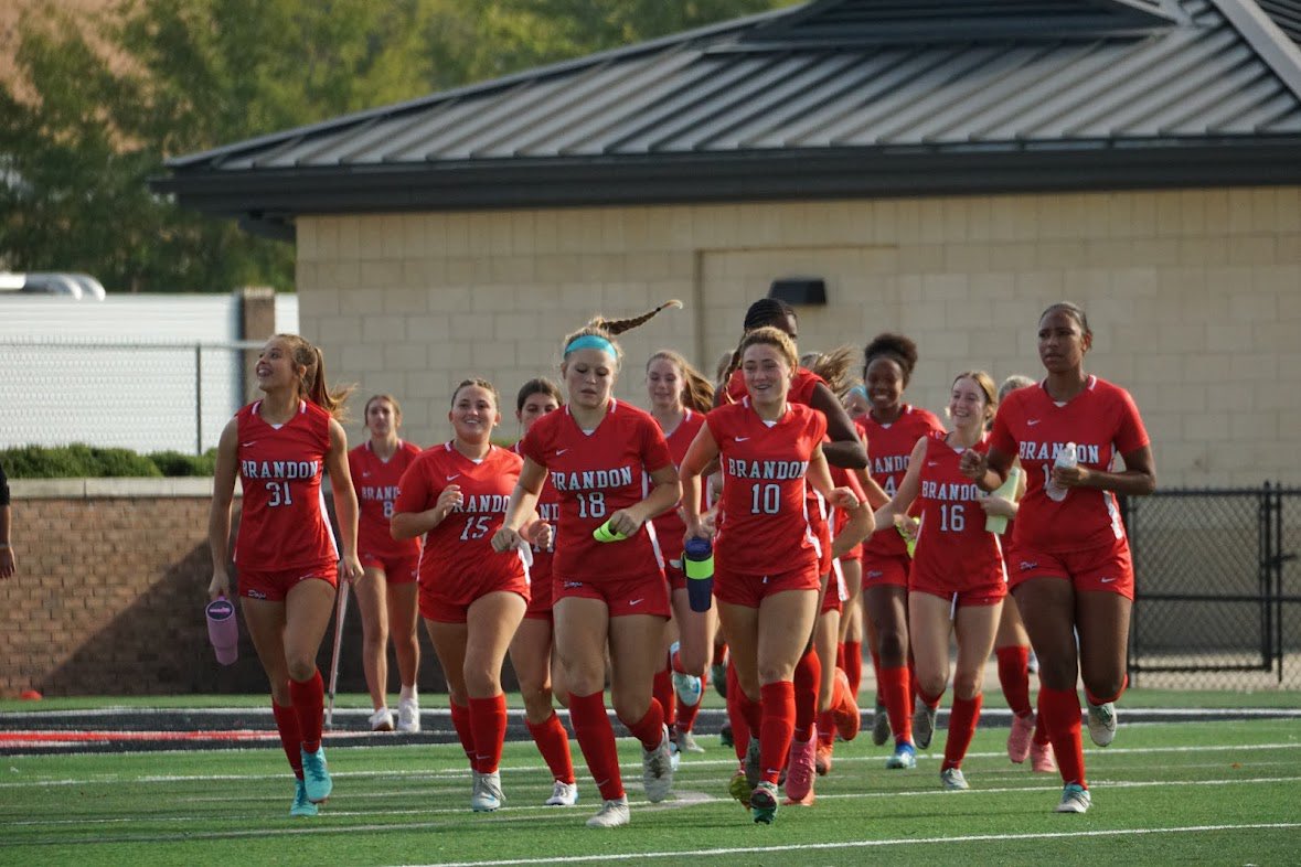 These young ladies do not make any excuses. They are holding high standards and constantly trying to improve. There isn’t a day where they are complacent. Looking forward to another week where we can all improve.