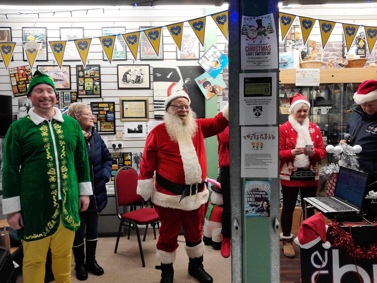It's back !! Father Christmas's Magical Market ✨️  Saturday 7th December 12-3pm 🎄 All welcome 💕 <a href="/BBCRadioStoke/">BBC Stoke & Staffordshire</a> <a href="/CRCityRadio/">Cross Rhythms City Radio 101.8/96.6FM</a> @HitsStaffs <a href="/Sotlive/">StokeonTrentLive</a> <a href="/thehitmix/">The Hitmix 107.5 FM</a> 💖
