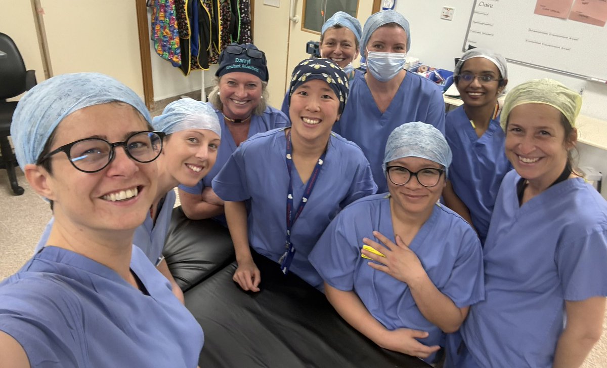 The changing face of Exeter orthopaedics. 

Huge privilege and great atmosphere working the on call trauma weekend with this bunch of empowered women. 

#ExcellentWork

#AllGirlTeam

#ILookLikeASurgeon

#FixingBones

<a href="/PEOC_Exeter/">PEOC</a>