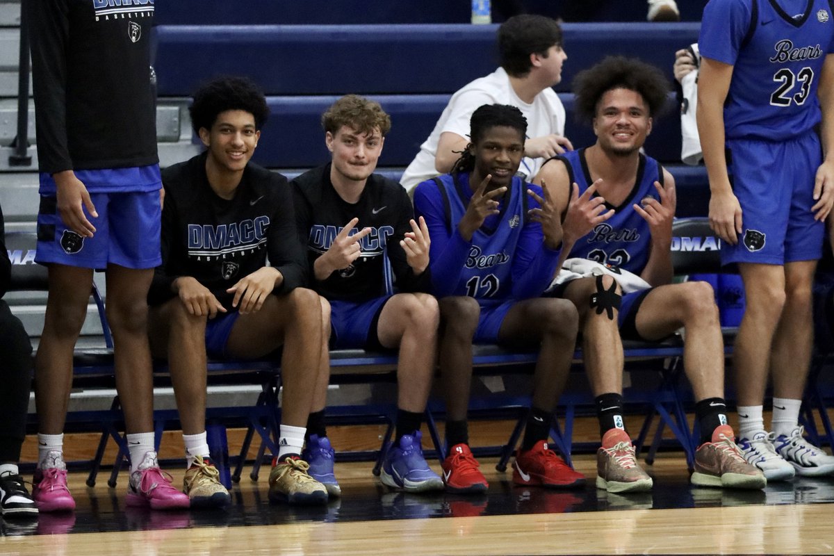 Caree Severson (ICaree) tweet media