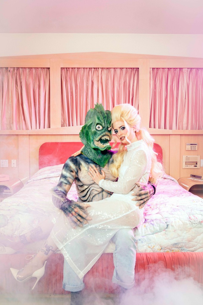 Polyester tweet media