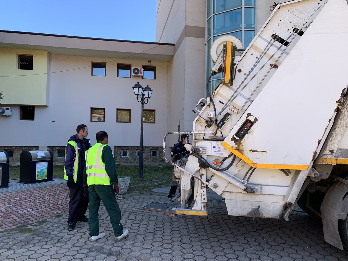 AgnesMONFRET's tweet photo. 🇧🇬 Трявна #Tryavna’s demonstration waste management project co-financed during covid with 🇪🇺@EufundsBg because sorting ♻️ recycling ♻️ #circulareconomy do matter for Bulgaria’s greener future https://t.co/9tFJ7sJ0Ds
