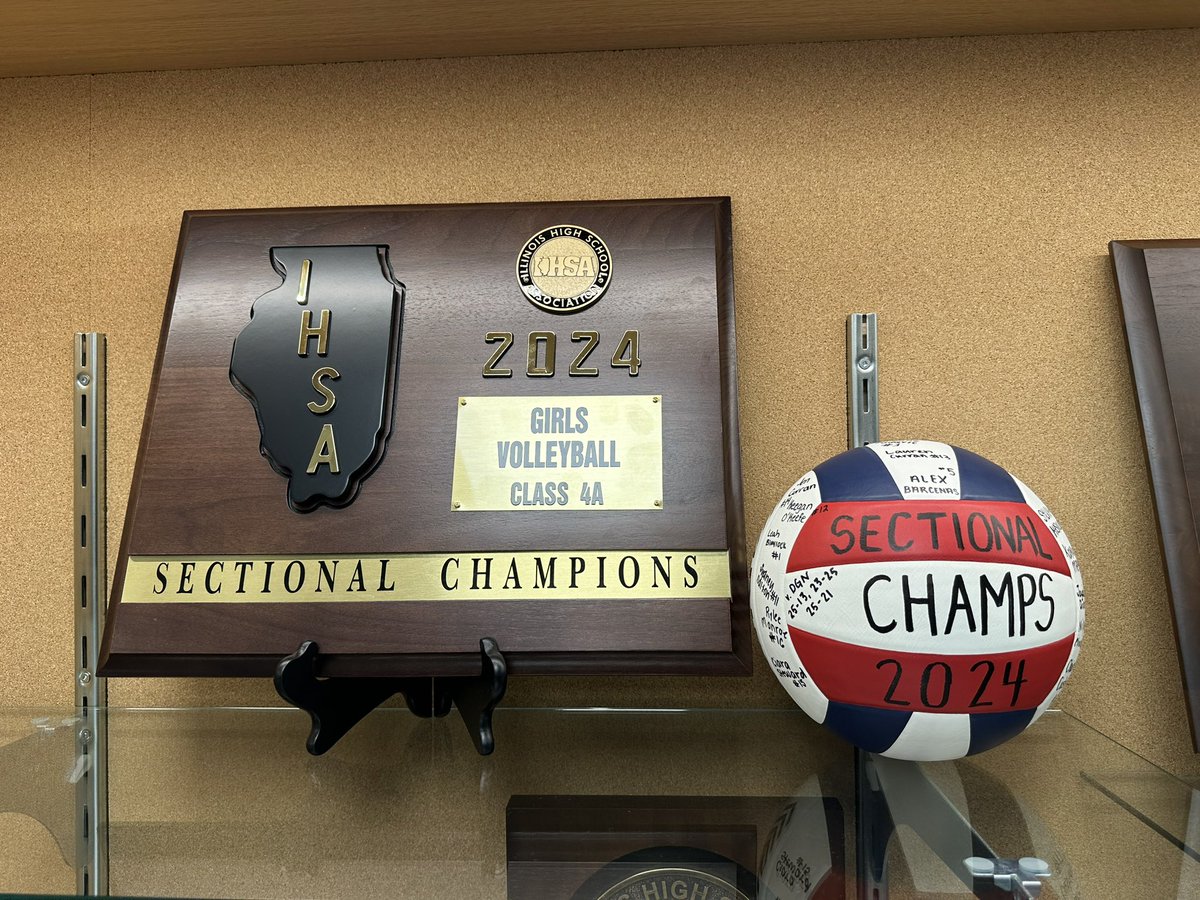 Downers Grove South Girls Volleyball tweet media