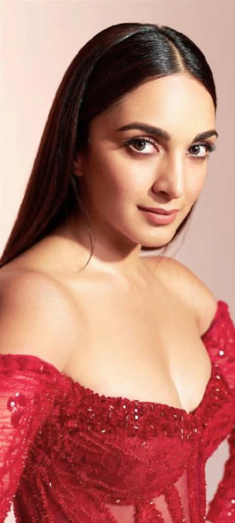 lochan1313's tweet photo. Who is your favourite actress?
LIKE- #KiaraAdvani 
RT- #DishaPatani https://t.co/Nk1wZEsv9V