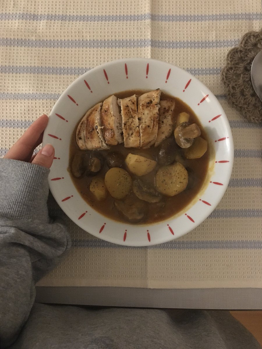 스프카레 만들어 먹기 조은 일요일 저녁….