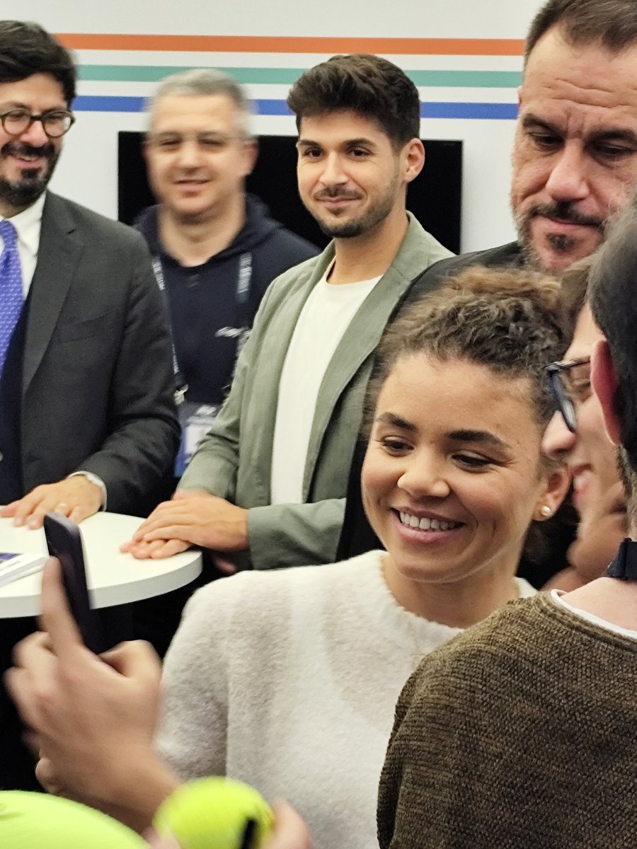 AlanBenjo3's tweet photo. @JasminePaolini 😍😍😍

#AtpFinals2024 https://t.co/wYydgCn0ci