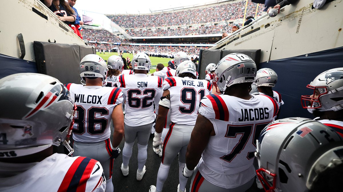 Patriots's tweet photo. Game on. https://t.co/EL1dnPTkF6