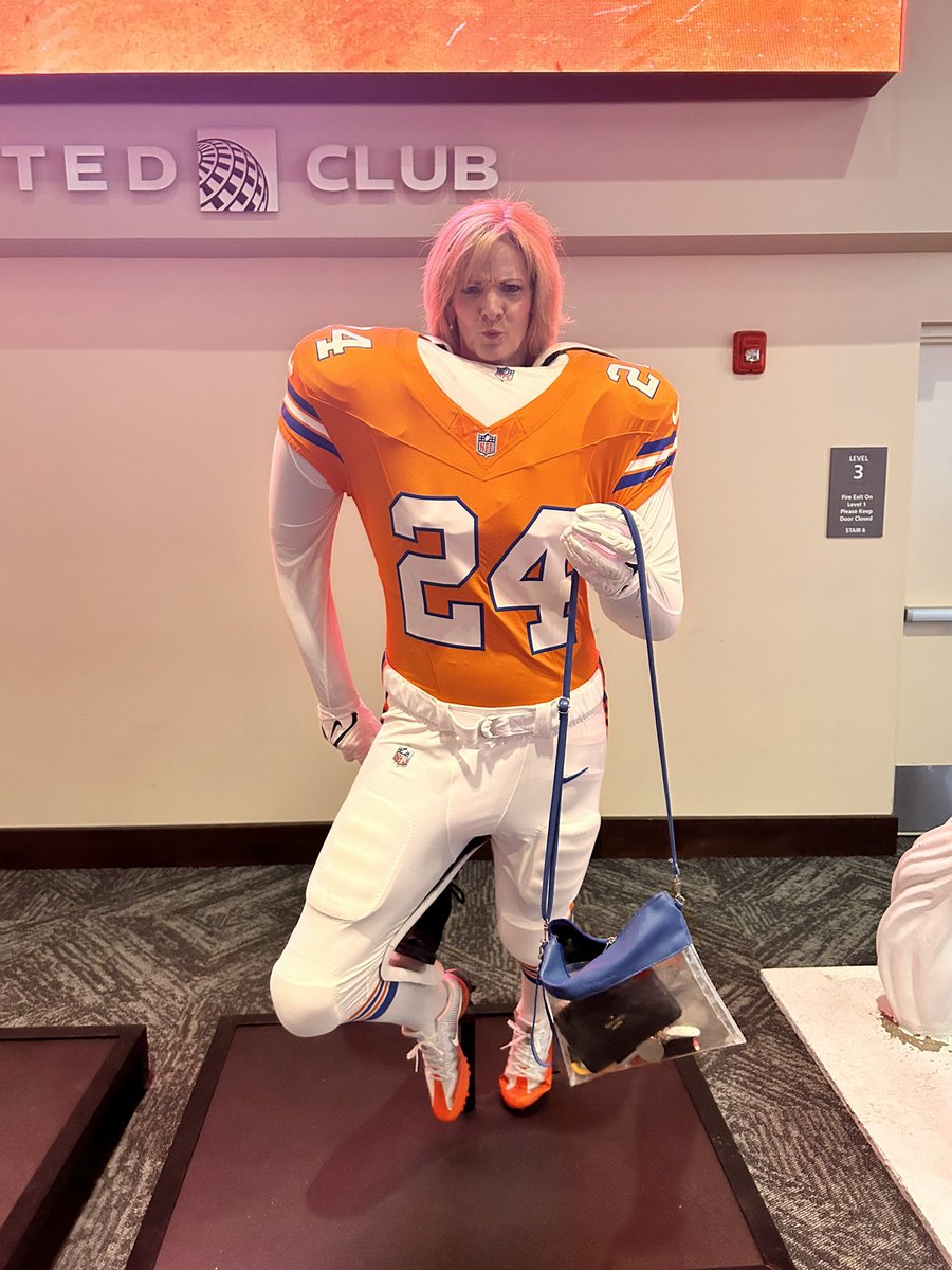 Broncos watch party at #milehigh