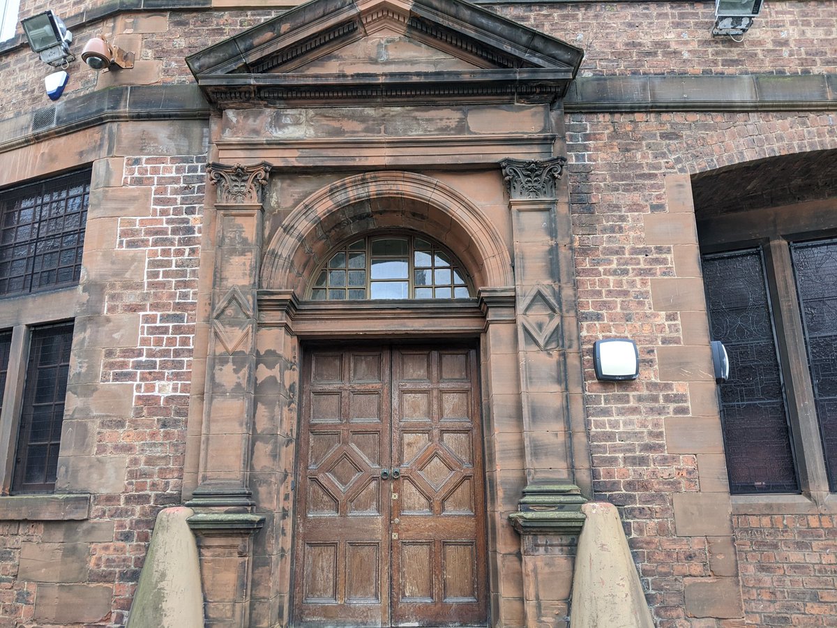 HelSingleton's tweet photo. Doors on Fairfield shipyard building in Govan, Glasgow
#lookupmore
#HeritageDoors https://t.co/8C1PXFSHEi