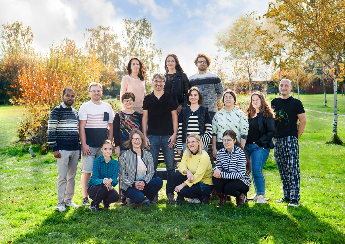 FishProtLab's tweet image. Our newest group photo – some have moved on, new faces have joined, and we’re still one amazing team! 😊