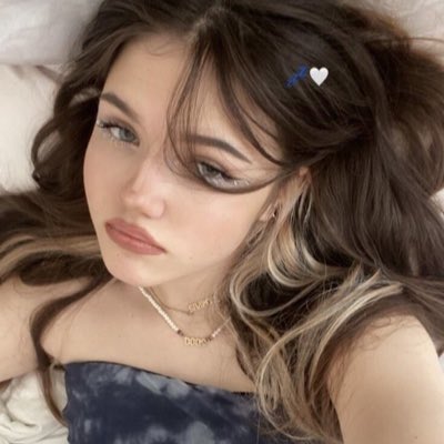 zhela0's tweet photo. #NewProfilePic https://t.co/iVyLdu5tQz
