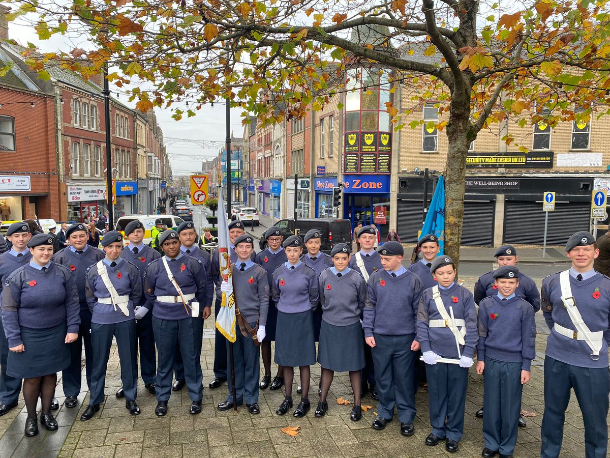 372 (Barry) Squadron tweet media