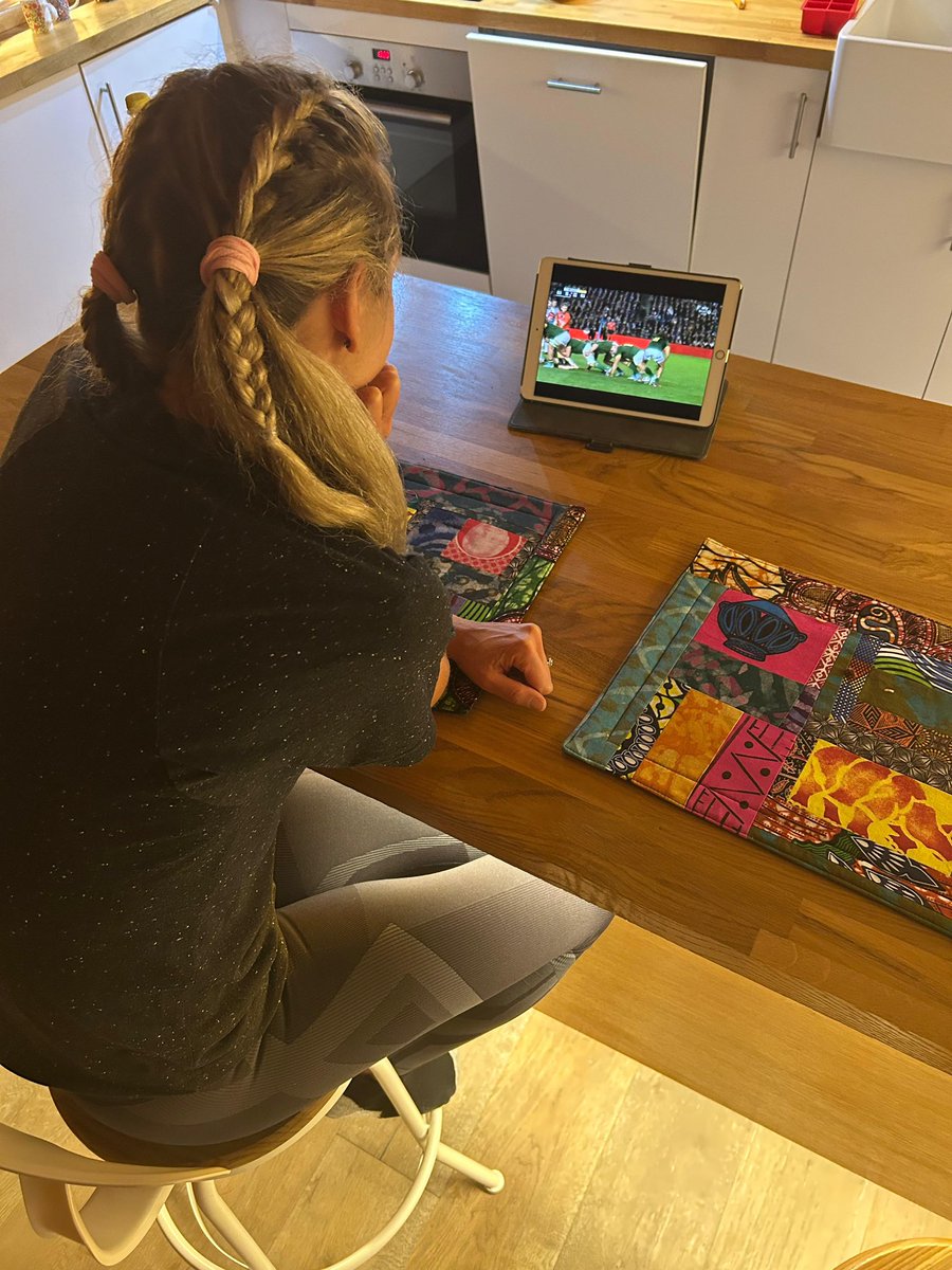 When the Bokke play, do not disturb is turned on!! 🚫🙅🏼‍♀️
Well done <a href="/Springboks/">Springboks</a> ! 🇿🇦👊🏾