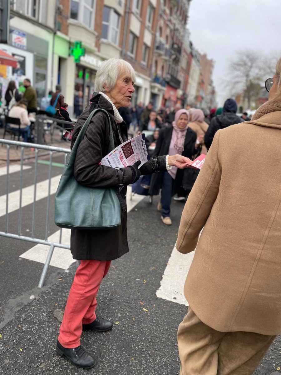 GenerationsMvt's tweet photo. Ce week-end, Génération·s était sur le pont partout en France pour présenter notre nouvelle campagne contre l'austérité et pour l'union de la gauche face à l'alliance Macron - Barnier - Le Pen !

➡️ Rejoignez-nous pour y participer : https://t.co/Ysff2uk1aX https://t.co/6gZKuJN8jD