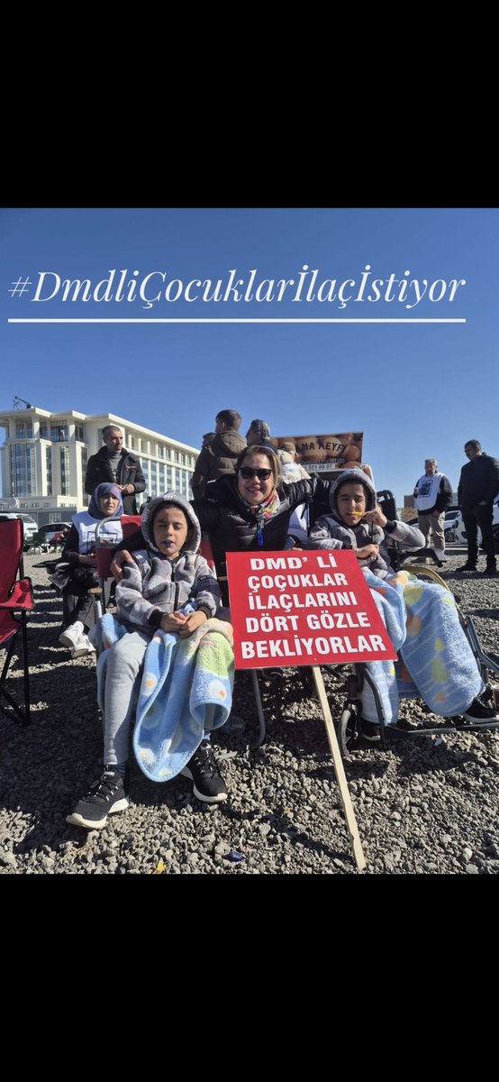 Serpilszmclk79's tweet photo. #DMDliÇocuklarİlaçBekliyor

Çare varken çaresiz bırakmak neden ❓️❓️❓️

@saglikbakanligi https://t.co/BXGLPTCwUN