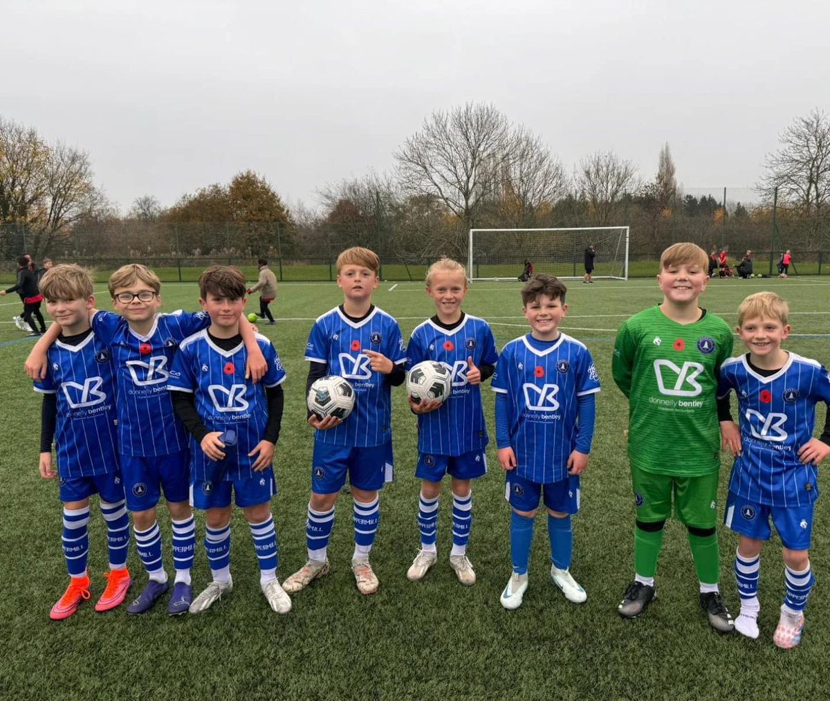 Well done to the U10s today. A good win and some proudly worn poppy's 💙