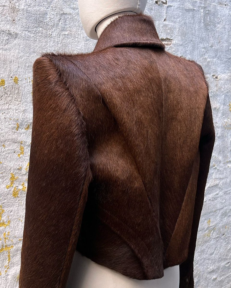 IvoryMali's tweet photo. Unvain Fall 2024 Handmade Cowhide Blazer https://t.co/fK6YjmpjeP