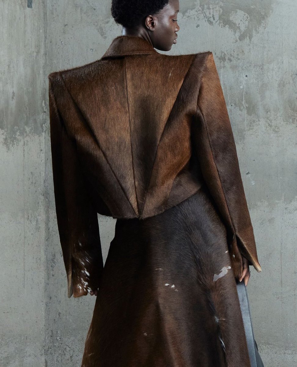IvoryMali's tweet photo. Unvain Fall 2024 Handmade Cowhide Blazer https://t.co/fK6YjmpjeP
