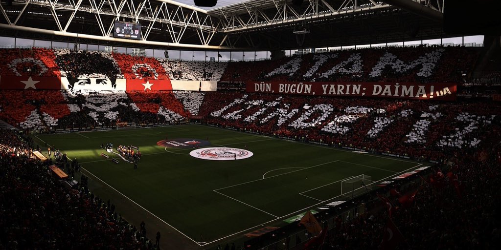 EmreeeG33's tweet photo. Daima izindeyiz Atam... https://t.co/C8TvPYG4Si