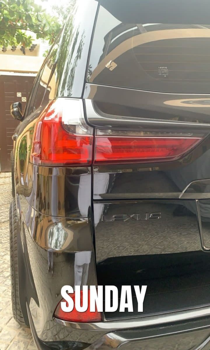 Sexy_beast_C7's tweet image. #SundayDiscussion