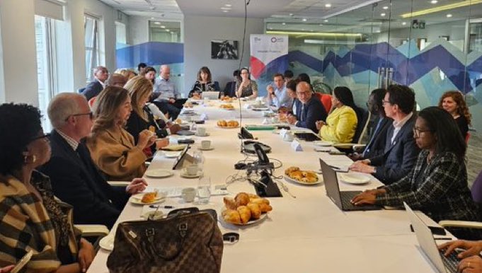 Rémy Rioux (@riouxremy) on Twitter photo I also visited #SouthAfrica to express the full support of <a href="/FinanceInCommon/">Finance in Common</a> to the 2025 G20 Presidency 🇿🇦 after 🇧🇷. <a href="/DBSA_Bank/">DBSA Bank</a> <a href="/AIIB_Official/">AIIB</a>, <a href="/AFD_France/">Agence Française de #Développement (AFD) 🇫🇷 🇪🇺</a> & all #PDBs will gather for the #FiCS Summit 26-28 february in #CapeTown. I prepared it with all #PDBs active in 🇿🇦👇🏽 I also visited #SouthAfrica to express the full support of <a href="/FinanceInCommon/">Finance in Common</a> to the 2025 G20 Presidency 🇿🇦 after 🇧🇷. <a href="/DBSA_Bank/">DBSA Bank</a> <a href="/AIIB_Official/">AIIB</a>, <a href="/AFD_France/">Agence Française de #Développement (AFD) 🇫🇷 🇪🇺</a> & all #PDBs will gather for the #FiCS Summit 26-28 february in #CapeTown. I prepared it with all #PDBs active in 🇿🇦👇🏽