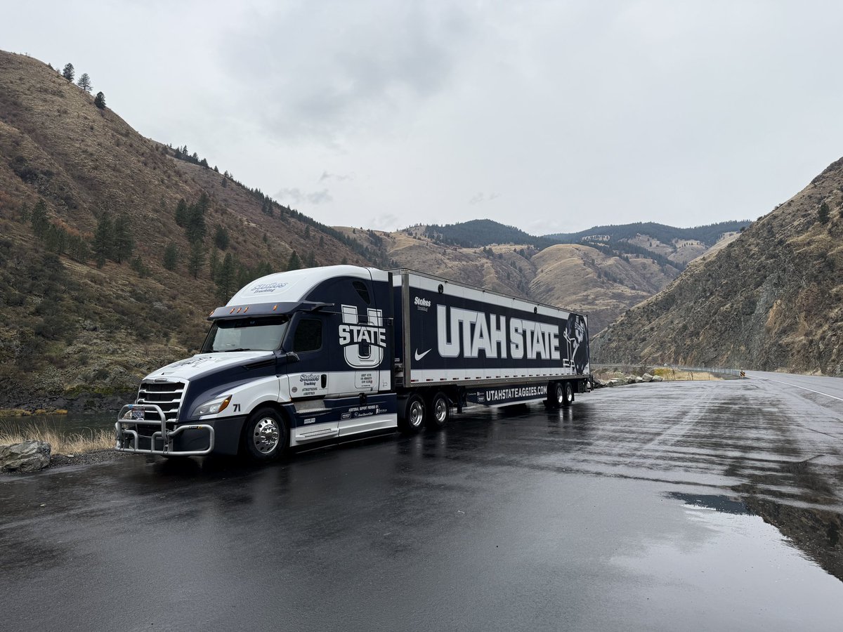 Even though the game didn’t go as planned, we’re making the most of our journey home! 📸✨ Sometimes it’s not about the score but the memories we capture along the way. Cheers to the awesome equipment crew💪🎉 #aggiesalltheway <a href="/USUFootball/">USU Football</a> <a href="/USU_Equipment/">USU Equipment</a> <a href="/USUAthletics/">Utah State Athletics</a>