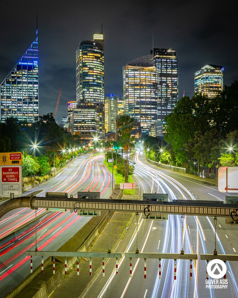A city is a machine with innumerable parts that never stop moving. - Teju Cole

Sydney's Central Business District with the M1  at night.

#sydney #visitsydney #australia #SYD #traffic