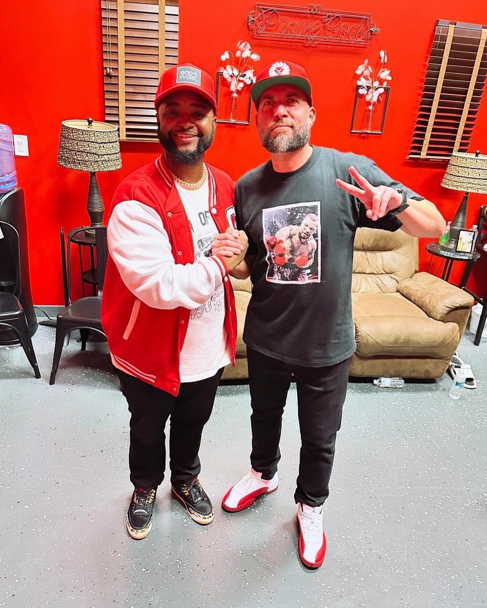 It was great to hang with some of my longtime friends and make some new ones <a href="/FlavorFest/">Flavor Fest</a>. This conference is like a family reunion! Thanks <a href="/urband813/">Urban D.</a> and the whole <a href="/crossover813/">Crossover Church</a> family for providing this space for the #CHH community. Already looking forward to next year.