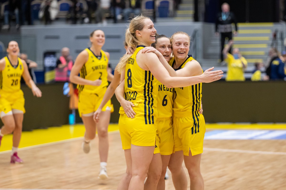 swebasketball's tweet photo. First country to qualify for @EuroBasketWomen 2025? 

That's US! 🇸🇪👊😤

#SwedenBasketball | #DareToBelieve https://t.co/FwqQbTAoRx