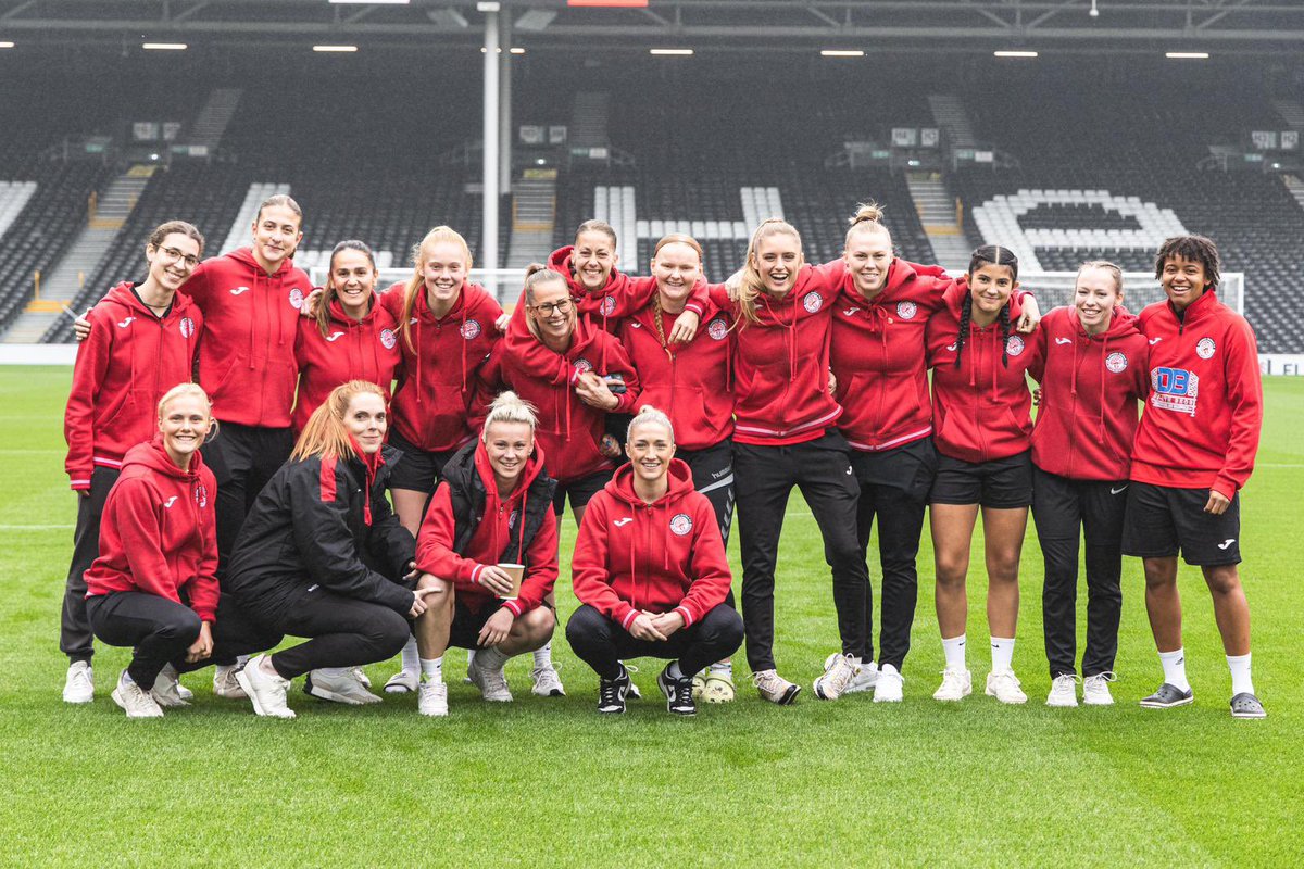 𝙋𝙧𝙤𝙪𝙙

What a day it has been, one we will remember for many years to come. Little old Saltdean at Craven Cottage and playing a massive part.

Nothing could separate the sides and we remain unbeaten this season.

What an achievement from the girls!

🐯

📸 <a href="/Ryan_quinn03/">Ryan Quinn Photography</a>