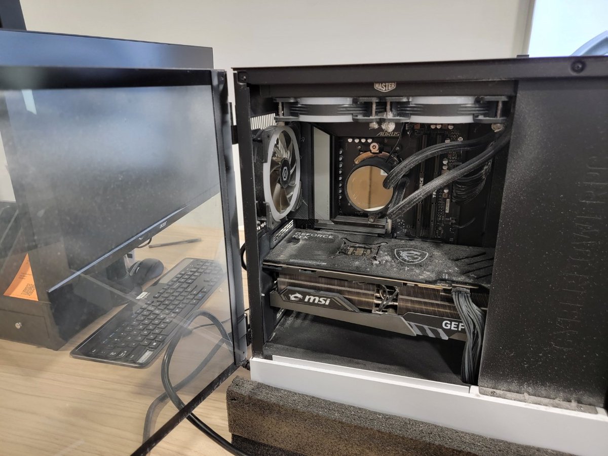 I should probably clean my computer more.