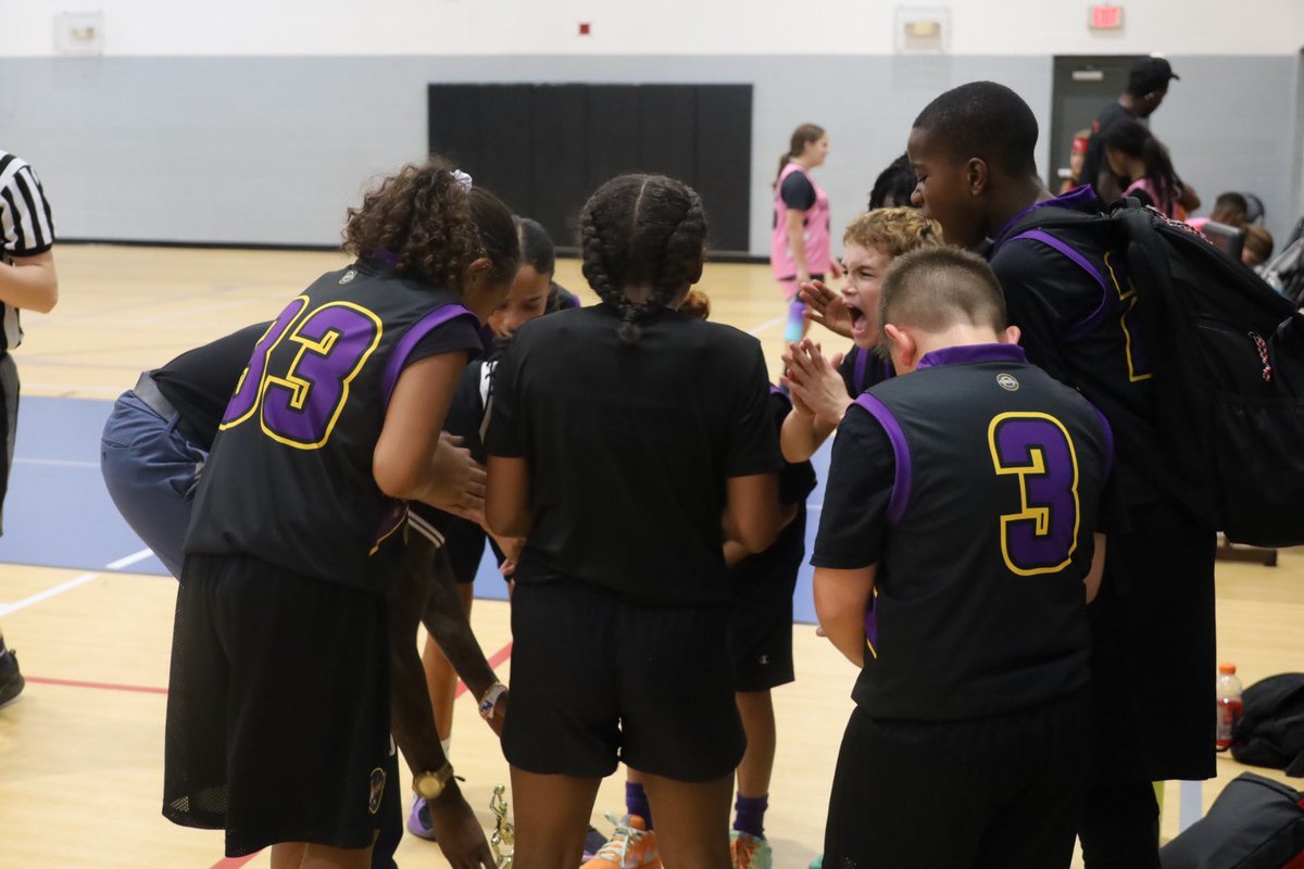 TheCompoundbbal's tweet image. CONGRATS TO DC ELITE 🏆🏆🏆🏆
.
.
We saw some great things from this squad. This was a great confidence boost. Amazing hustle and team chemistry 🧪 . Champs baby 🥰 🎊🎉😮‍💨